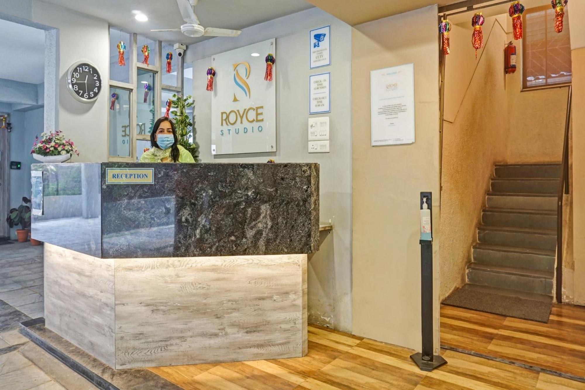 Collection O Royce Studios Near Pune Airport ภายนอก รูปภาพ